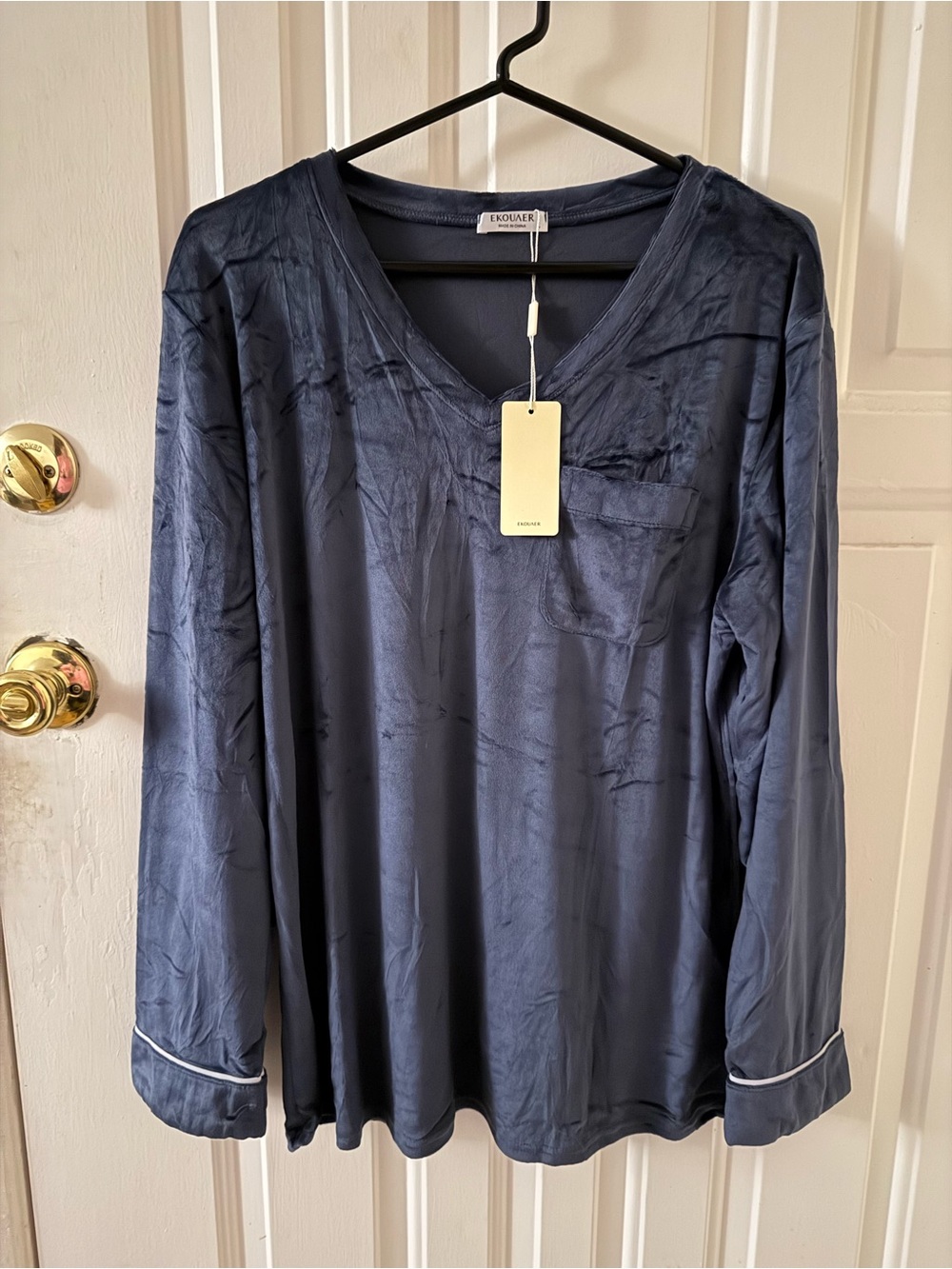 Ekouaer Women’s Satin Pajama Set – Navy Blue – Size L – NWT